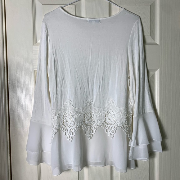 Neiman Marcus | Lace & Chiffon Bell Sleeve Twofer Top - Small - Picture 6 of 6